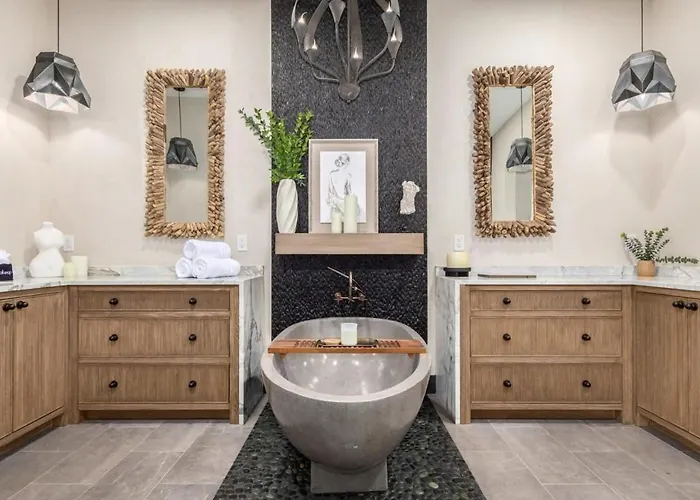 Stonewood Villa-ultralux 6br-5 Showers-htd Pool Holiday home