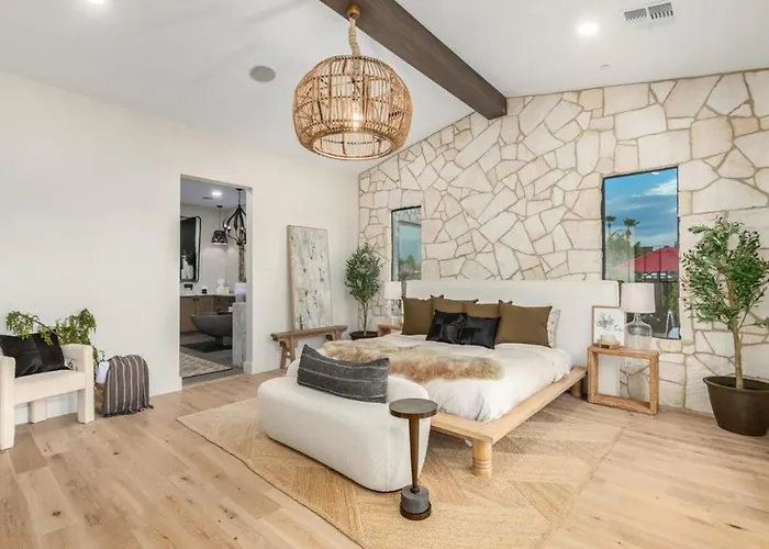 Stonewood Villa-ultralux 6br-5 Showers-htd Pool Holiday home Scottsdale