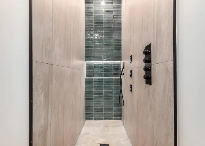 Stonewood Villa-ultralux 6br-5 Showers-htd Pool *