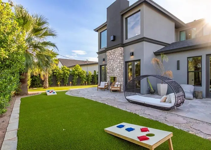 Holiday home Stonewood Villa-ultralux 6br-5 Showers-htd Pool