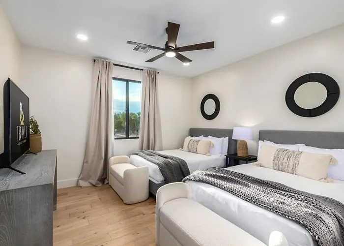 Holiday home Stonewood Villa-ultralux 6br-5 Showers-htd Pool *