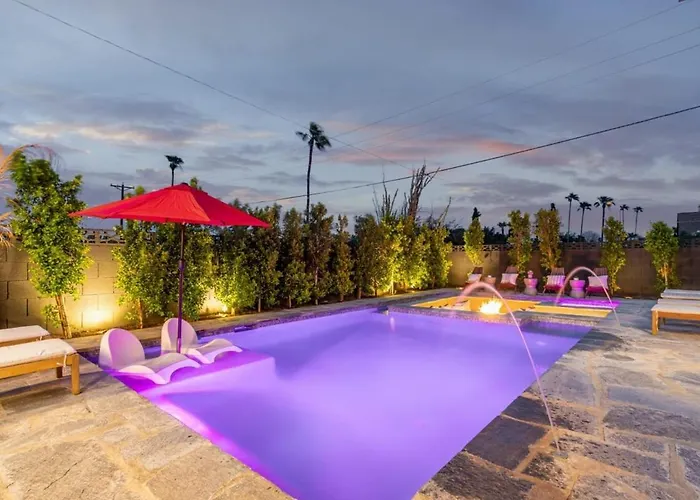 Stonewood Villa-ultralux 6br-5 Showers-htd Pool Holiday home Scottsdale